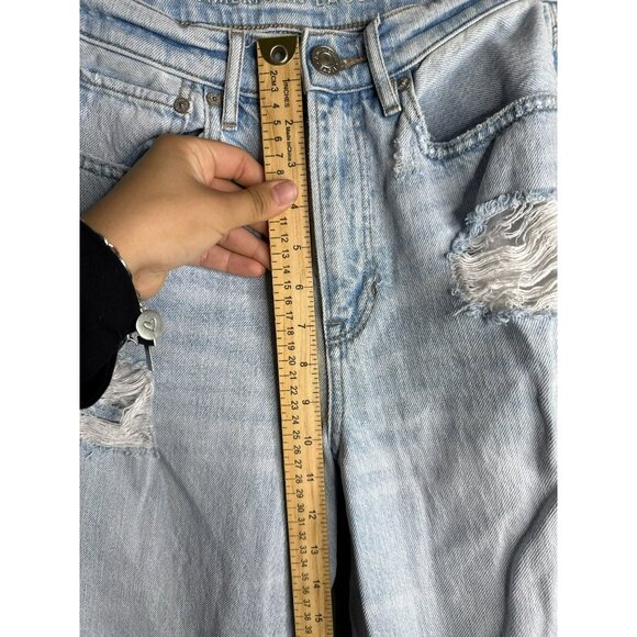 American Eagle Outfitters 90s Boyfriend Jeans Distressed Women's 6 - Picture 5 of 7